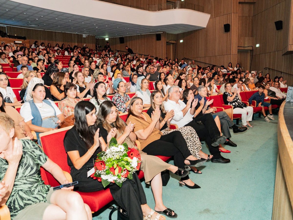 אלה מאירוביץ